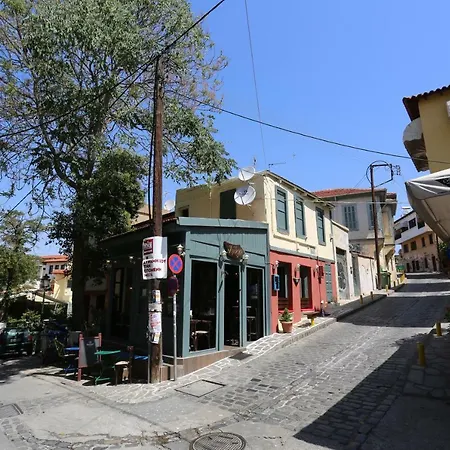Monte Salonico Free Parking