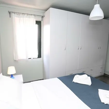 Monte Salonico Free Parking 塞萨洛尼基